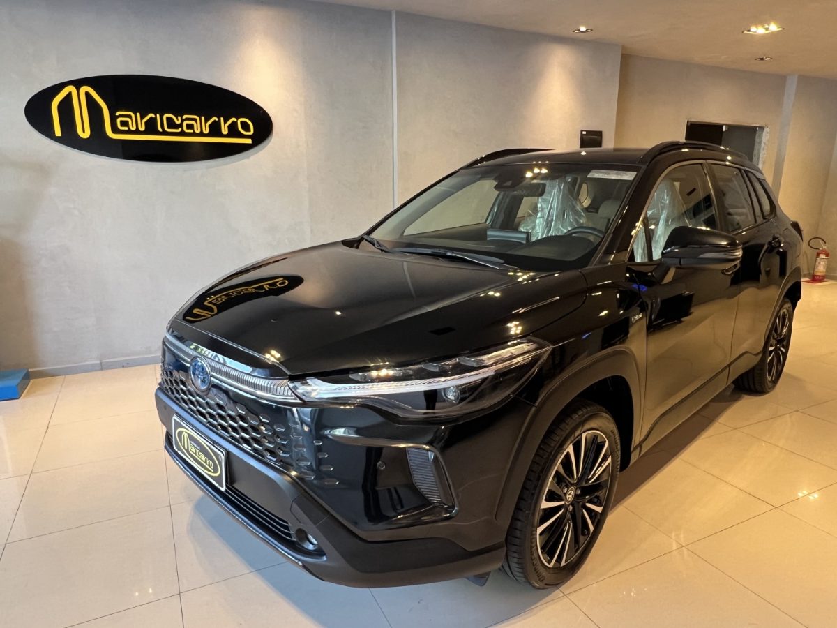 Toyota Corolla Cross XRX híbrido blindado preto — estoque Maricarro